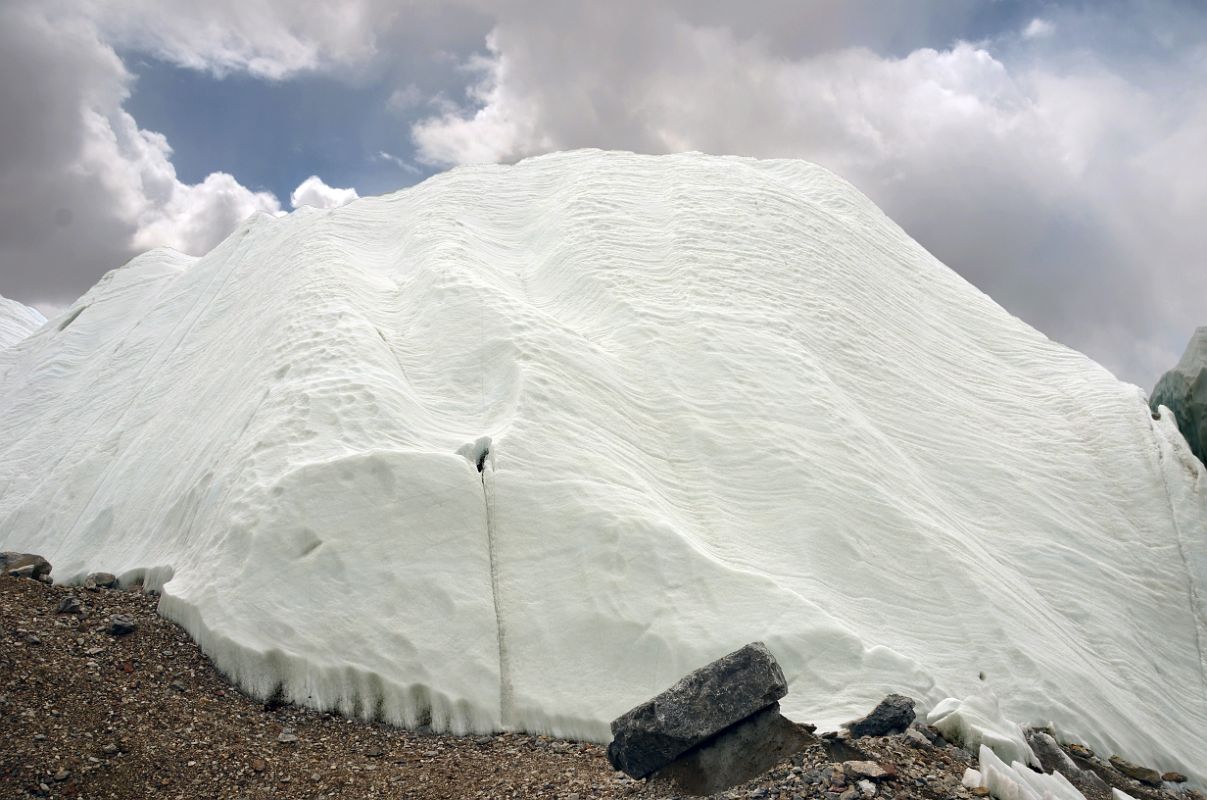 21 Huge Ice Penitente On The Gasherbrum North Glacier In China 